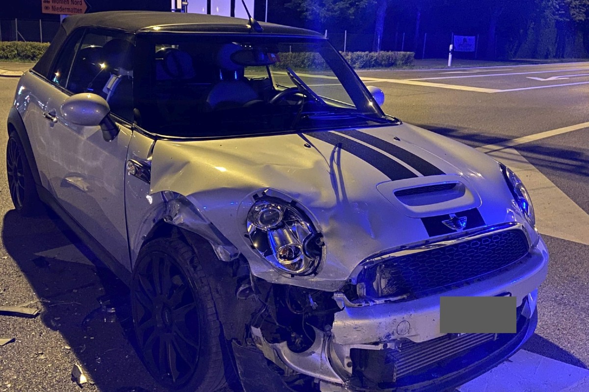 Die Lenkerin im Mini musste beim Unfall in Villmergen AG den Führerschein abgeben.