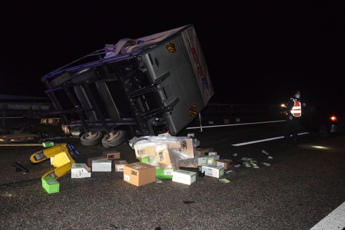Beim Unfall in Derendingen SO gab es grossen Sachschaden heute.