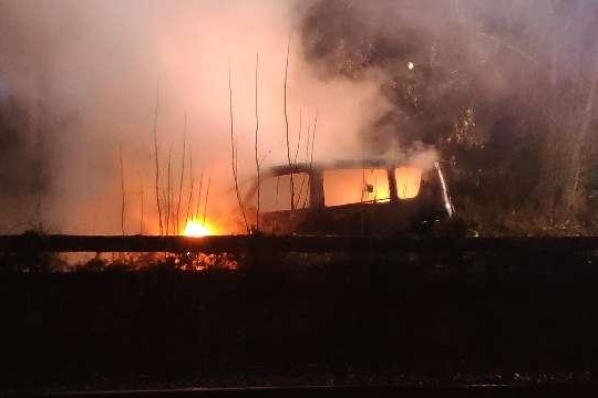 Dollern – Renault Espace in Vollbrand