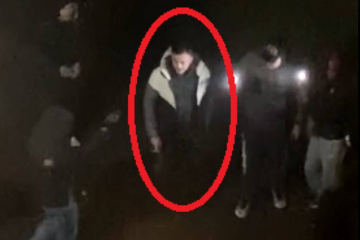 Polizei sucht Tatverdächtige mit Fotos