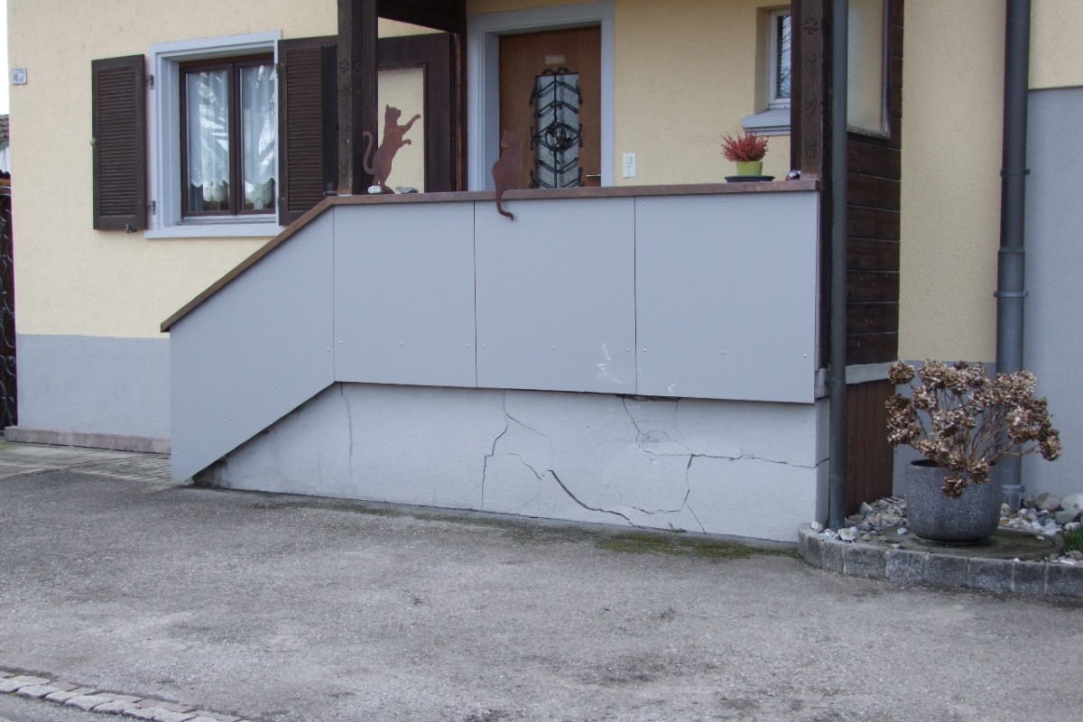 In Widnau SG entstand Sachschaden bei einem Selbstunfall