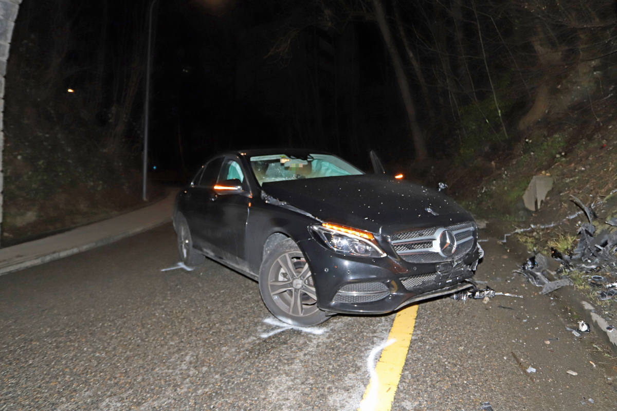 Selbstunfall mit hohem Sachschaden in St.Gallen