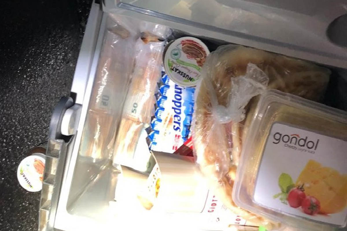 Bargeldschmuggel in der Kühltruhe