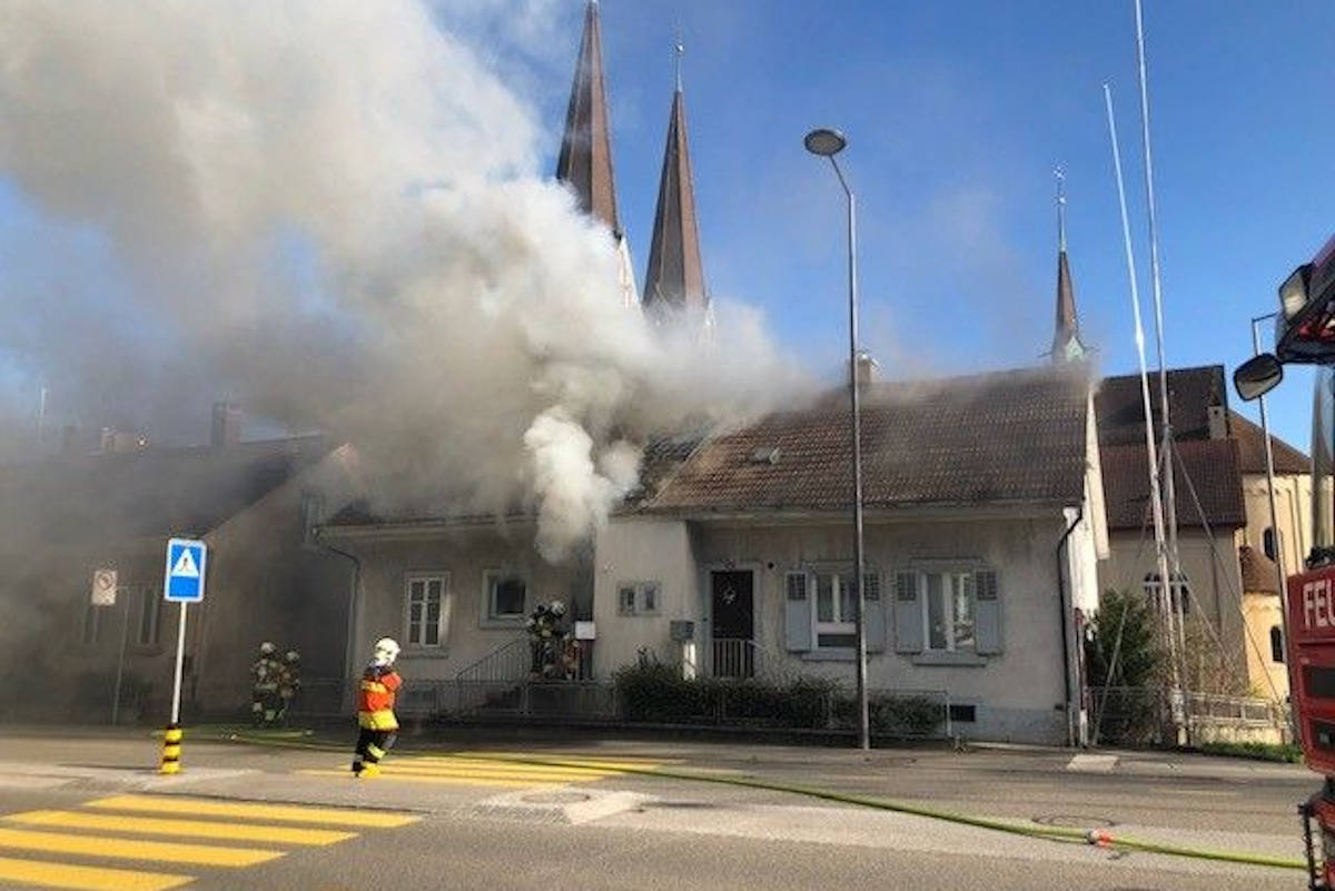 Unbewohntes Einfamilienhaus brennt ein zweites Mal in Olten