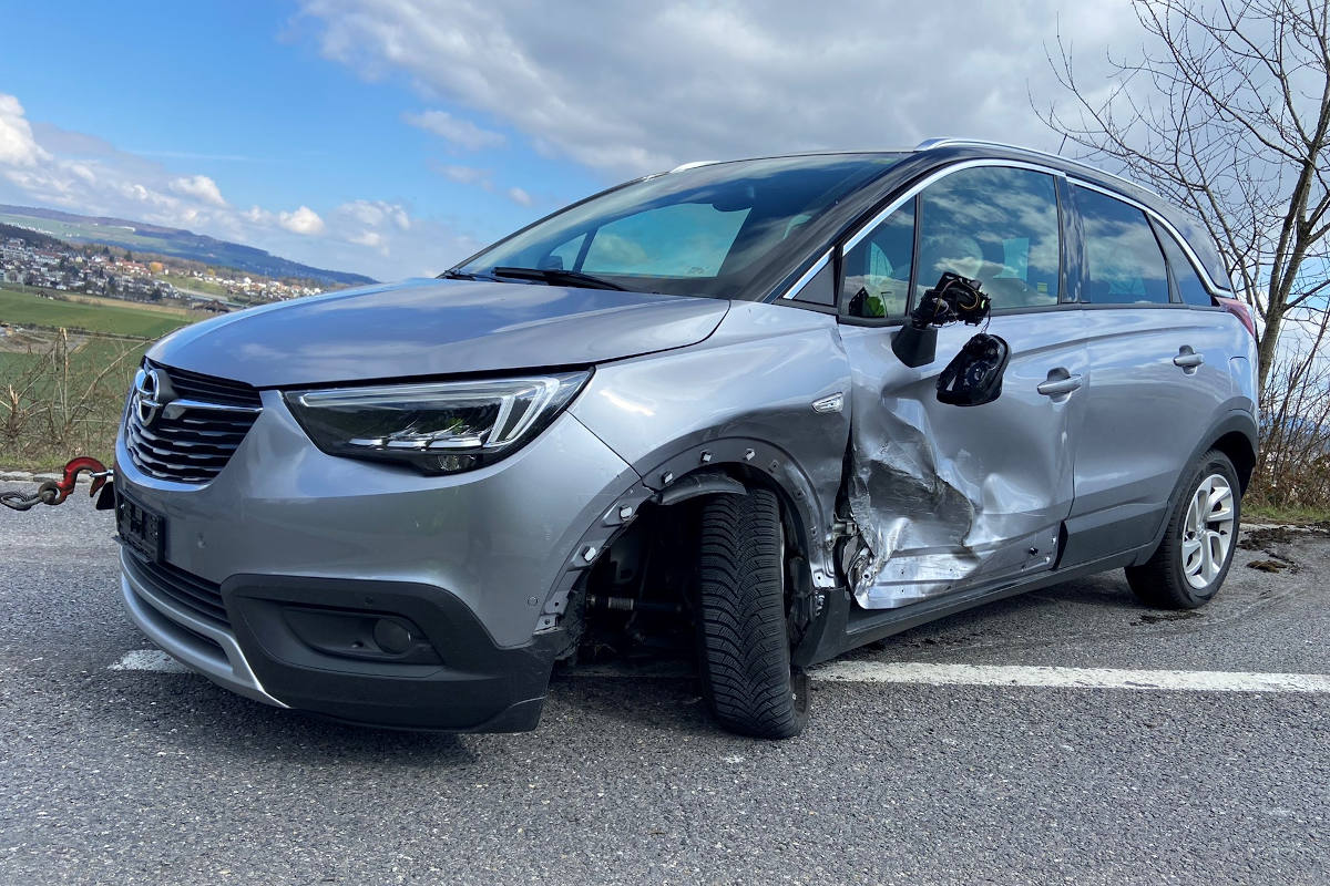 Am Unfall beteiligter Skoda Octavia bei Büttikon AG