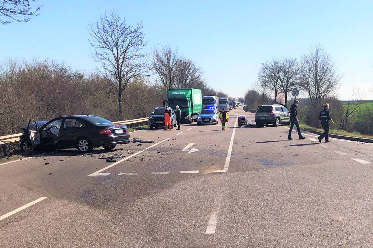 Der Rettungshubschrauber war im Einsatz und die B47 musste voll gesperrt werden