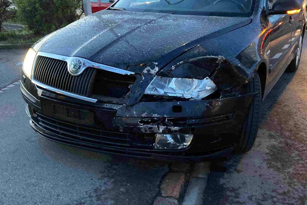 Am Unfall beteiligtes Fahrzeug in Reinach