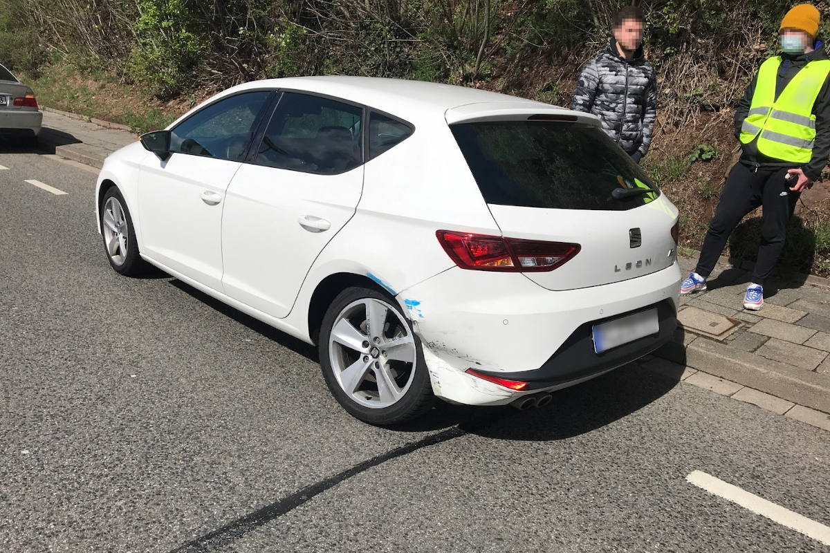 Zusammenstoß mit Polizeiauto in Kaiserslautern