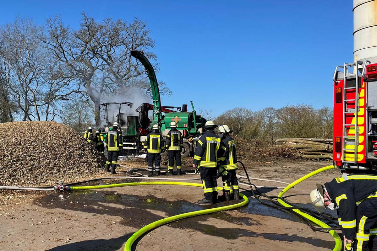 Wenige Minuten später waren die ersten Einsatzkräfte der Feuerwehr Hesel vor Ort