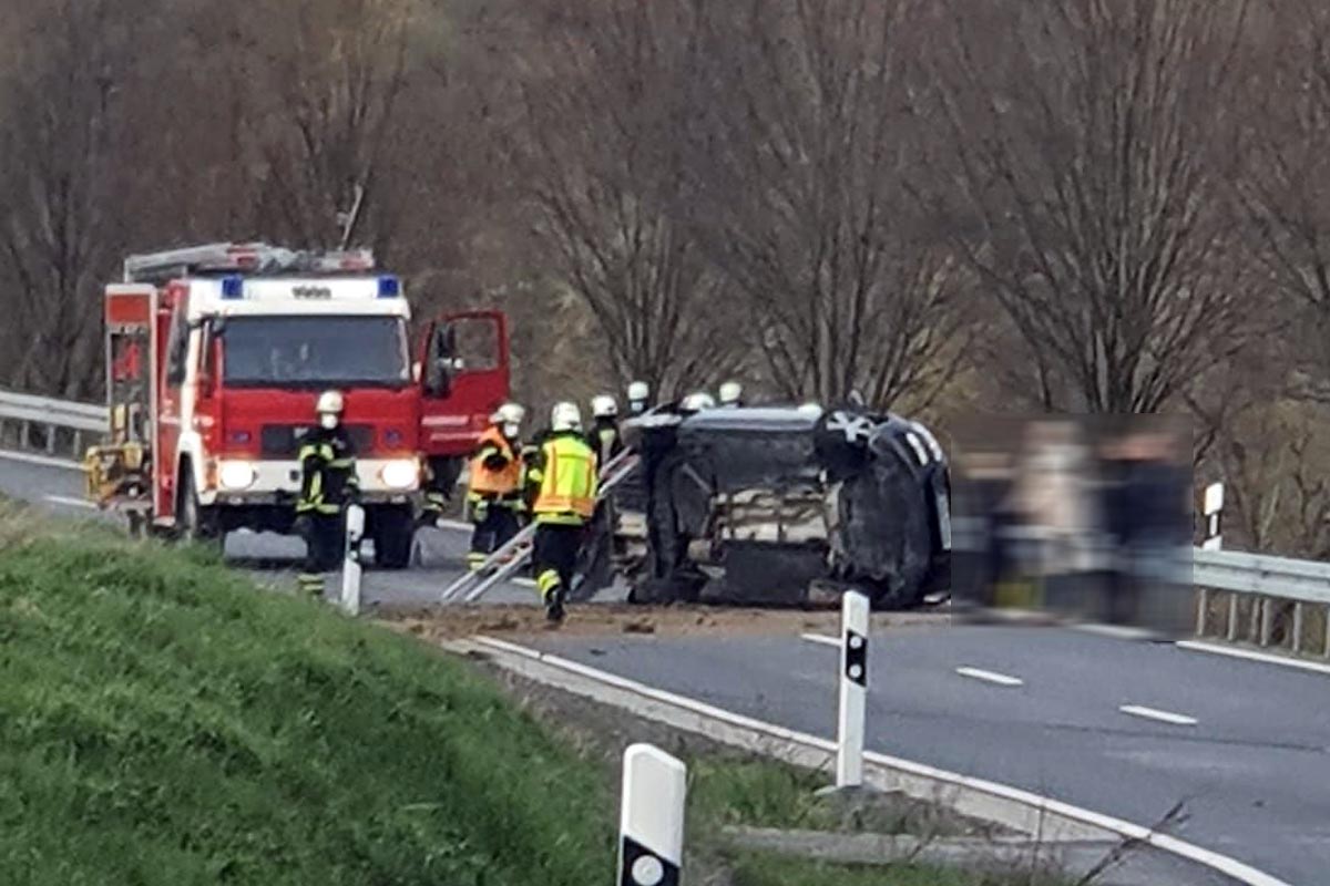 Der Gesamtsachschaden beider Unfälle beläuft sich auf rund 26.000 Euro