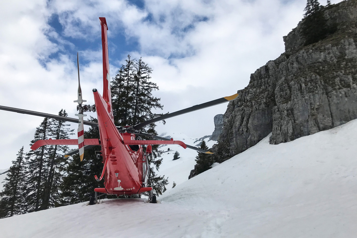 Die junge Frau konnte mit leichten Verletzungen ins Spital geflogen werden