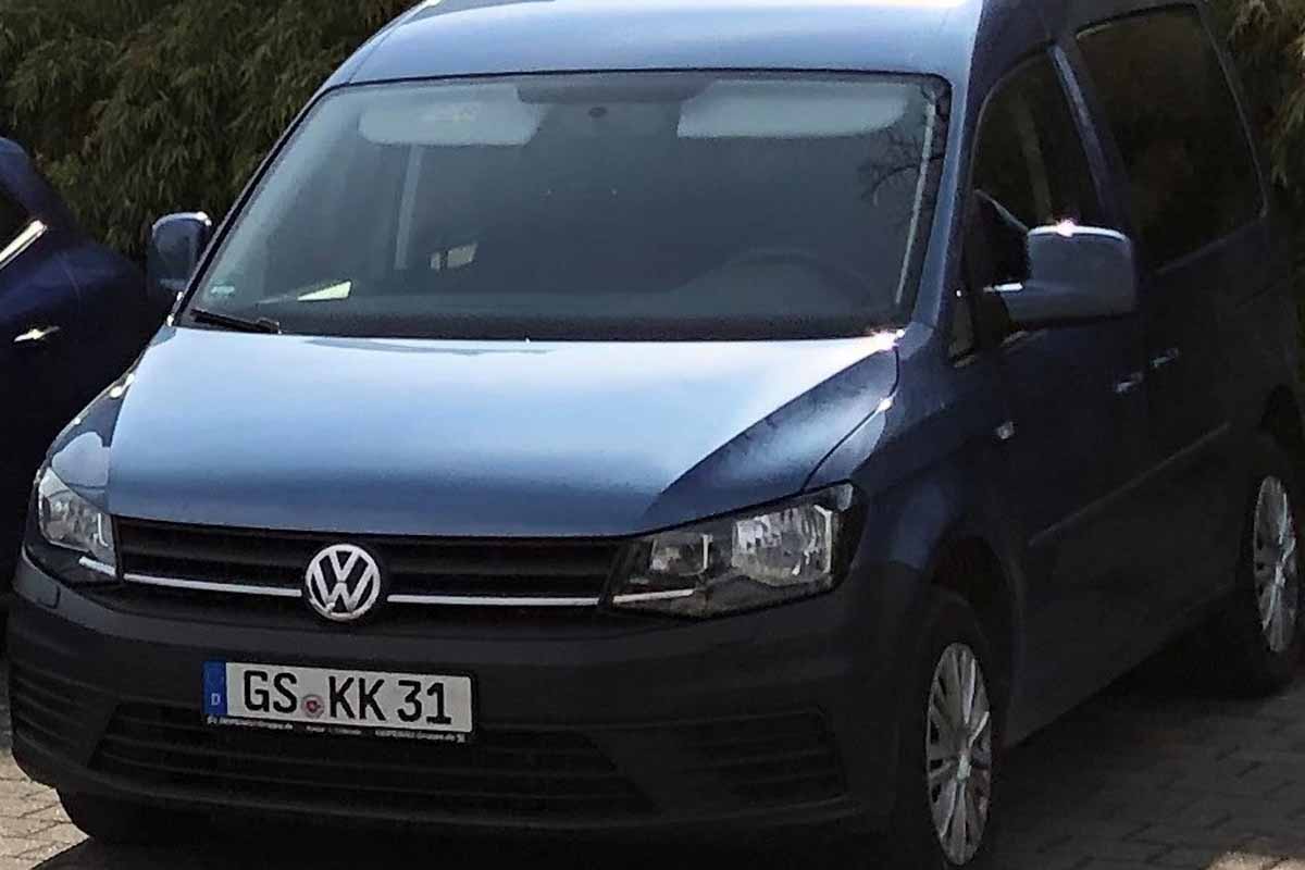 Wer hat den blauen VW Caddy, GS - KK 31, gesehen?