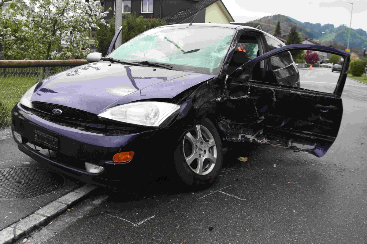 Die Autofahrerin wurde beim Unfall gestern in Widnau SG verletzt.