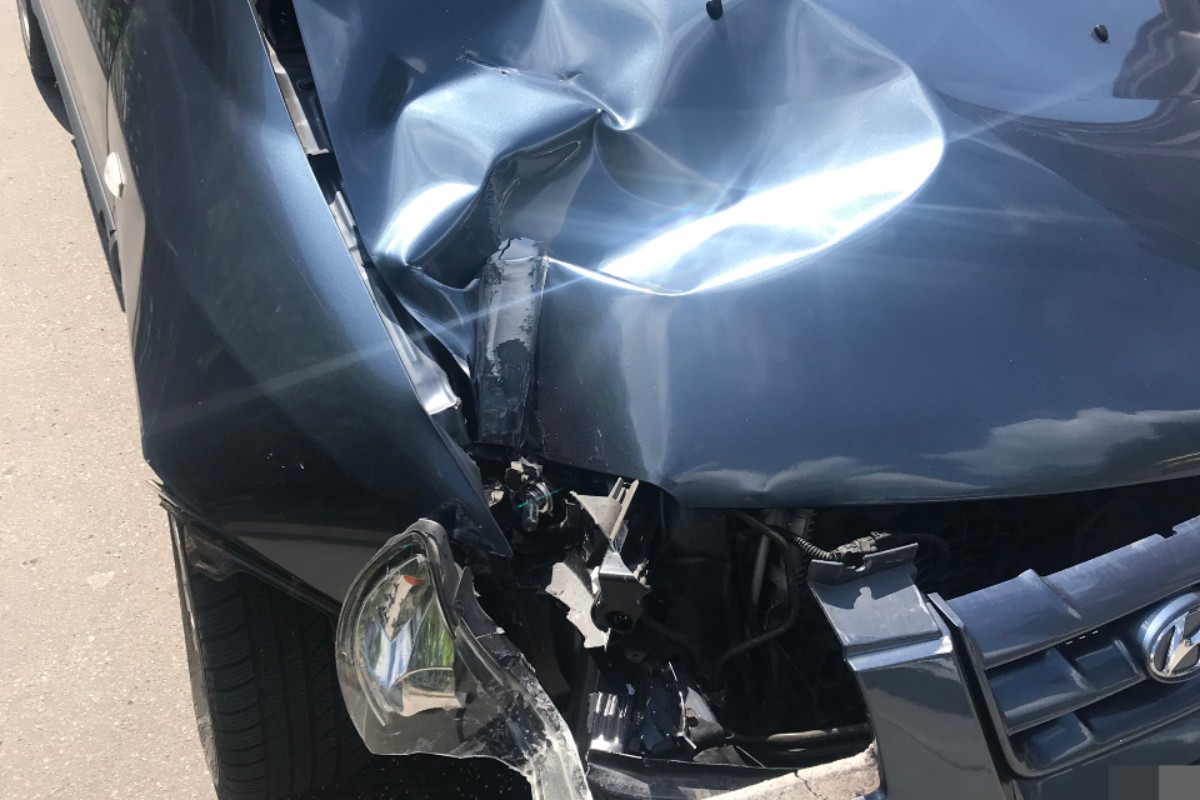 Gestern ist in Windisch AG ein Auto verunfallt.