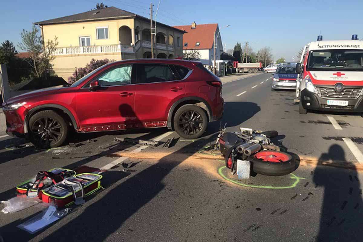 Der 32-Jährige erlitt schwere Verletzungen und wurde mit dem Rettungshubschrauber in das Unfallkrankenhaus Wien-Meidling verbracht