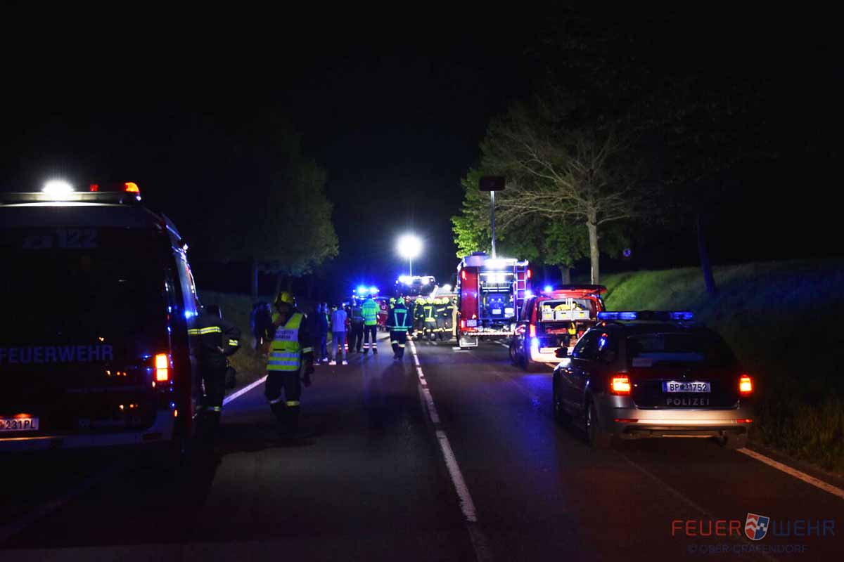 Schwerer Verkehrsunfall auf der B39