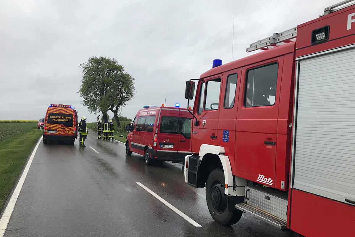 Schwere Verletzungen zog sich eine 19-jährige Pkw-Lenkerin bei einem Verkehrsunfall auf der L 280 bei Tafertsweiler zu