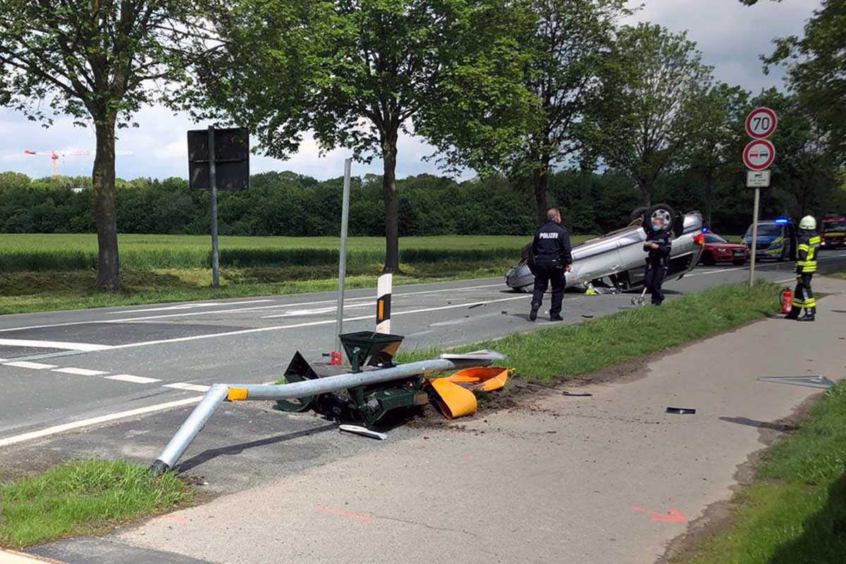 Drei Personen wurden in Bedburg-Hau leicht verletzt