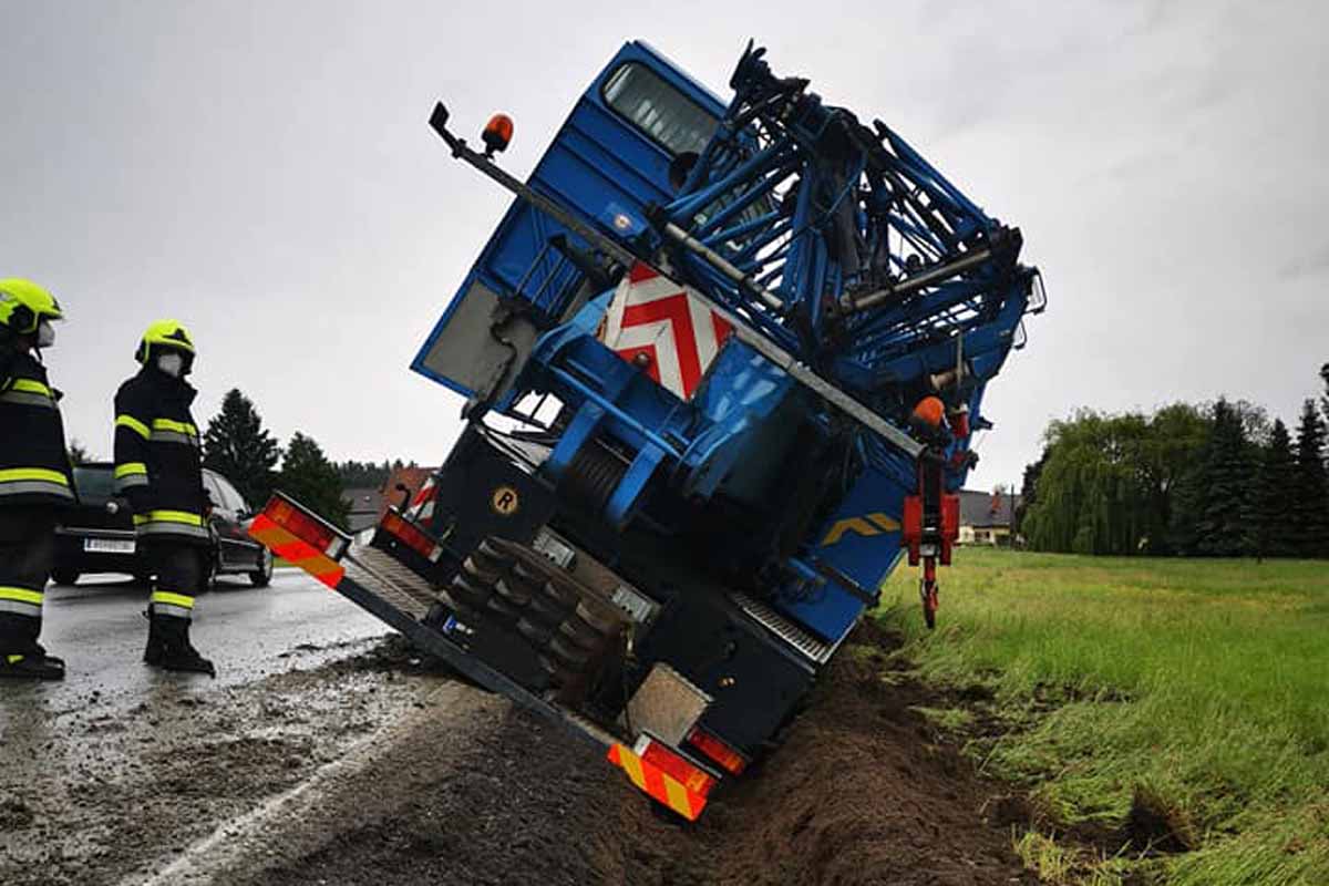 Schwierige Fahrzeugbergung in Söding-Sankt Johann