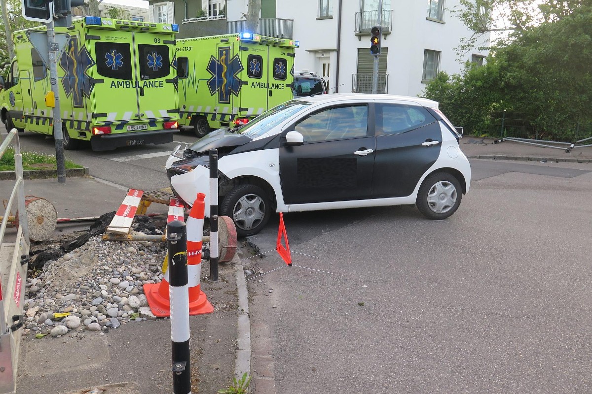 Beim Unfall von gestern in Allschwil BL, verletzten sich zwei Personen.