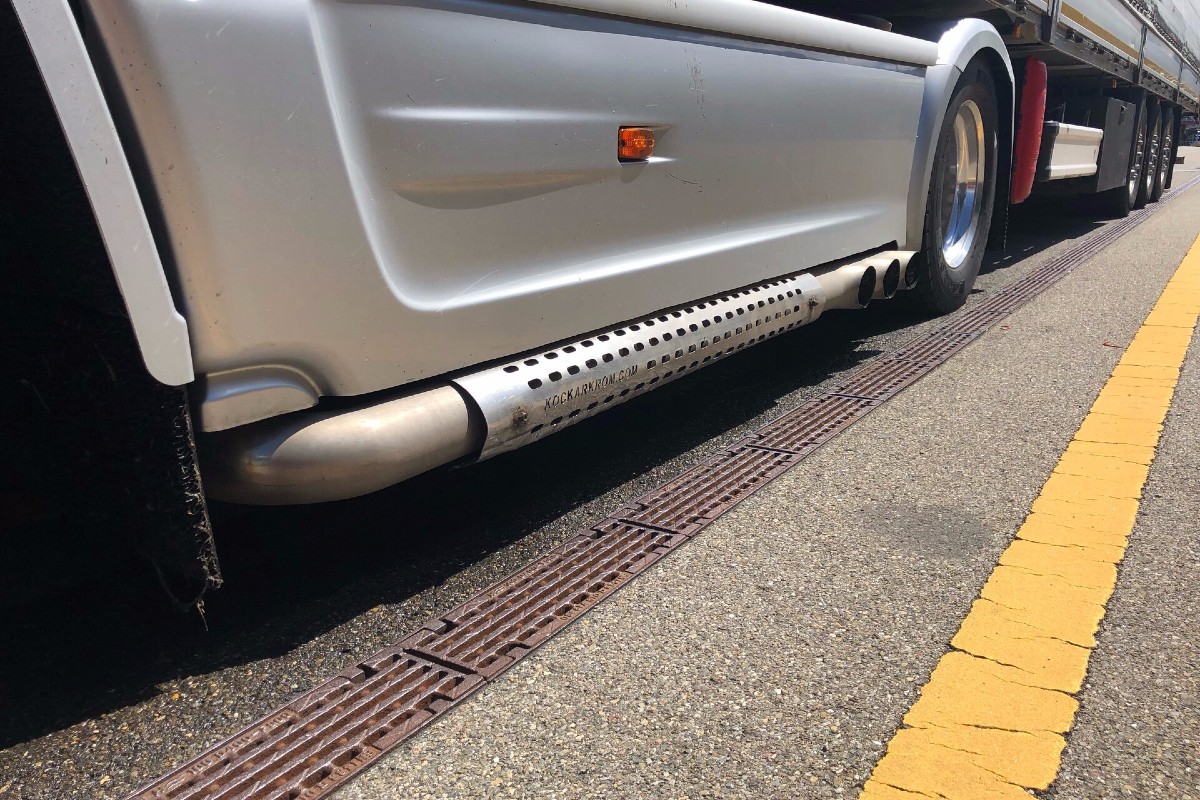 In Schaffhausen wurde ein Lastwagen stillgelegt.