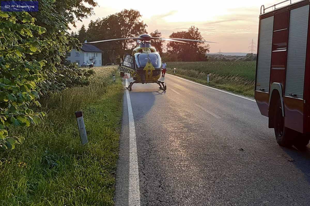 Vier Verletzte forderte ein Verkehrsunfall mit einem Alkoholiserten im Gemeindegebiet von Riegerting