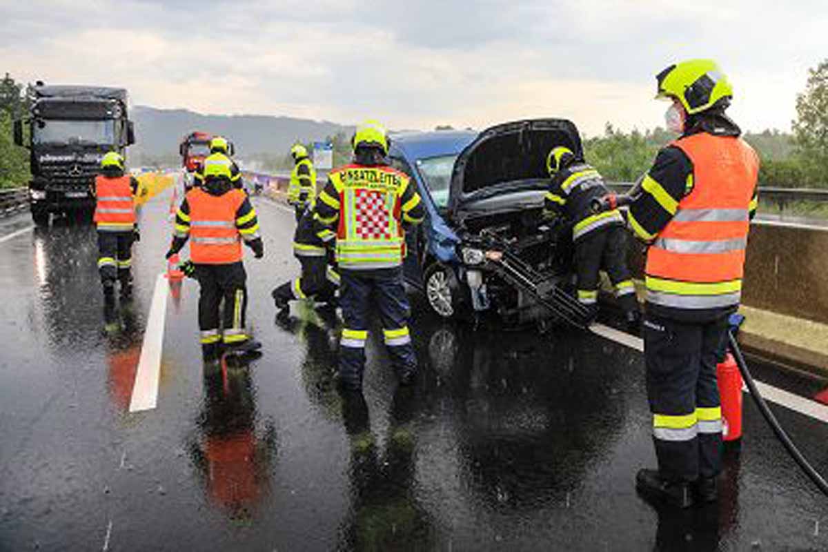Zu einem Verkehrsunfall auf die S36 musste die Feuerwehr Knittelfeld ausrücken