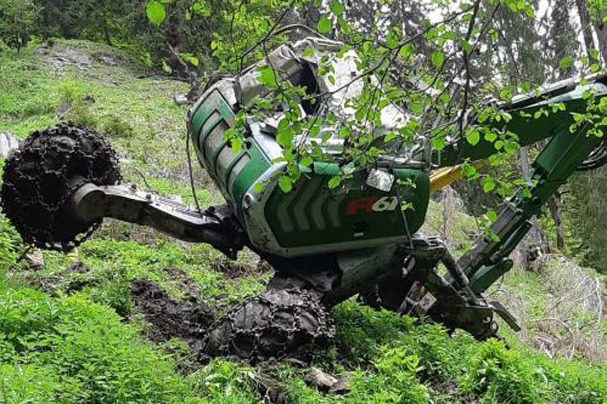 Fahrzeugabsturz im Bereich Vilsalpsee