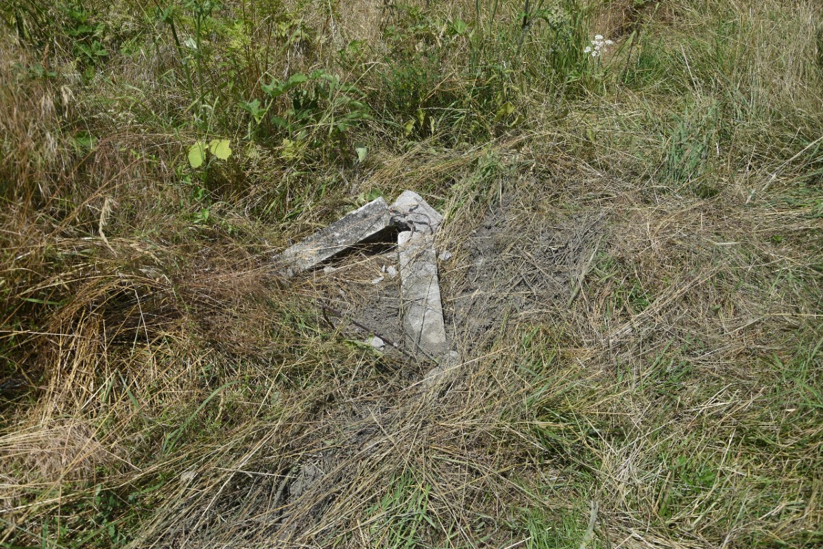 Weite SG - 21-Jähriger baut Totalschaden und fährt trotzdem weiter!