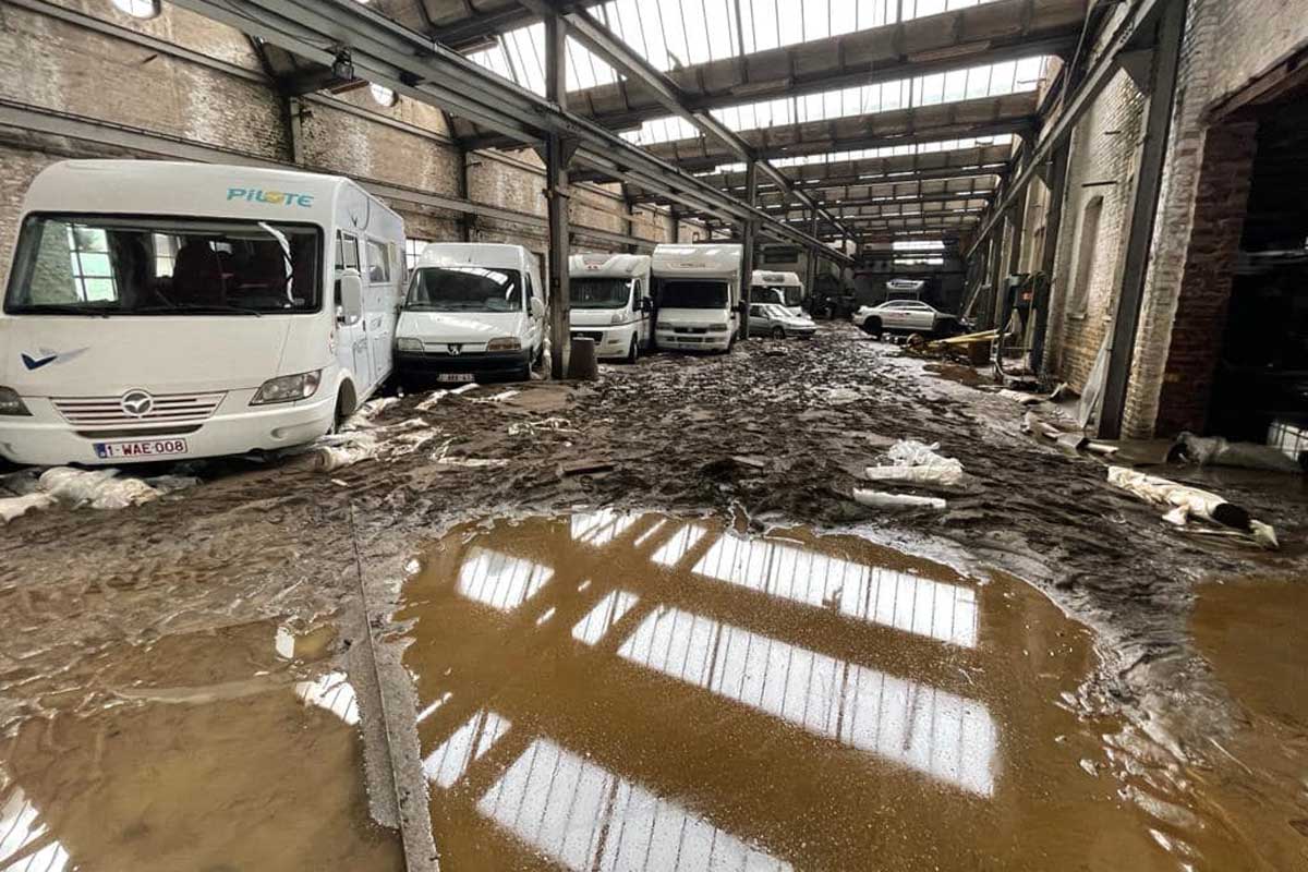 Das Wasser stand in der Stadt teilweise bis zu 2,5 Meter hoch