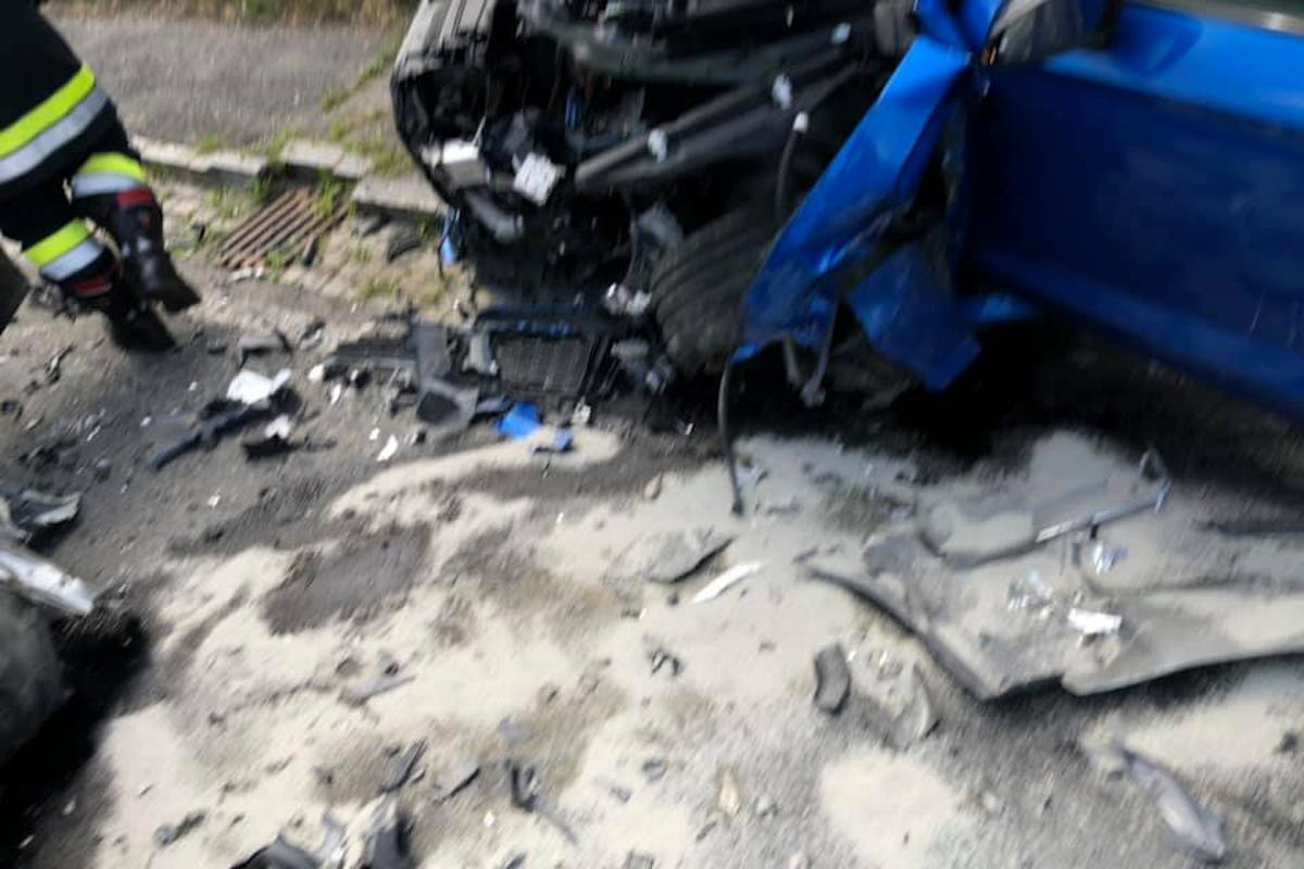 Nach Sekundenschlaf in Gegenverkehr gekracht