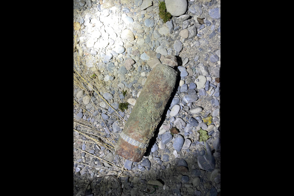 Scharfen Blindgänger am Sitterufer sichergestellt