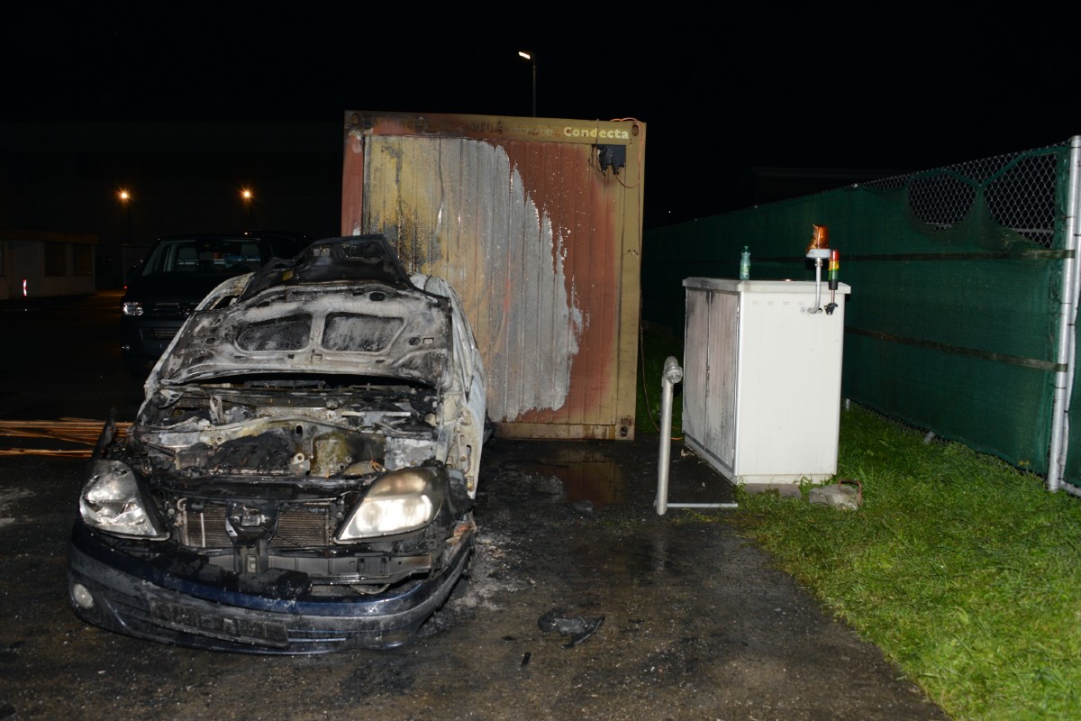 Die Polizei sucht nach Hinweisen.