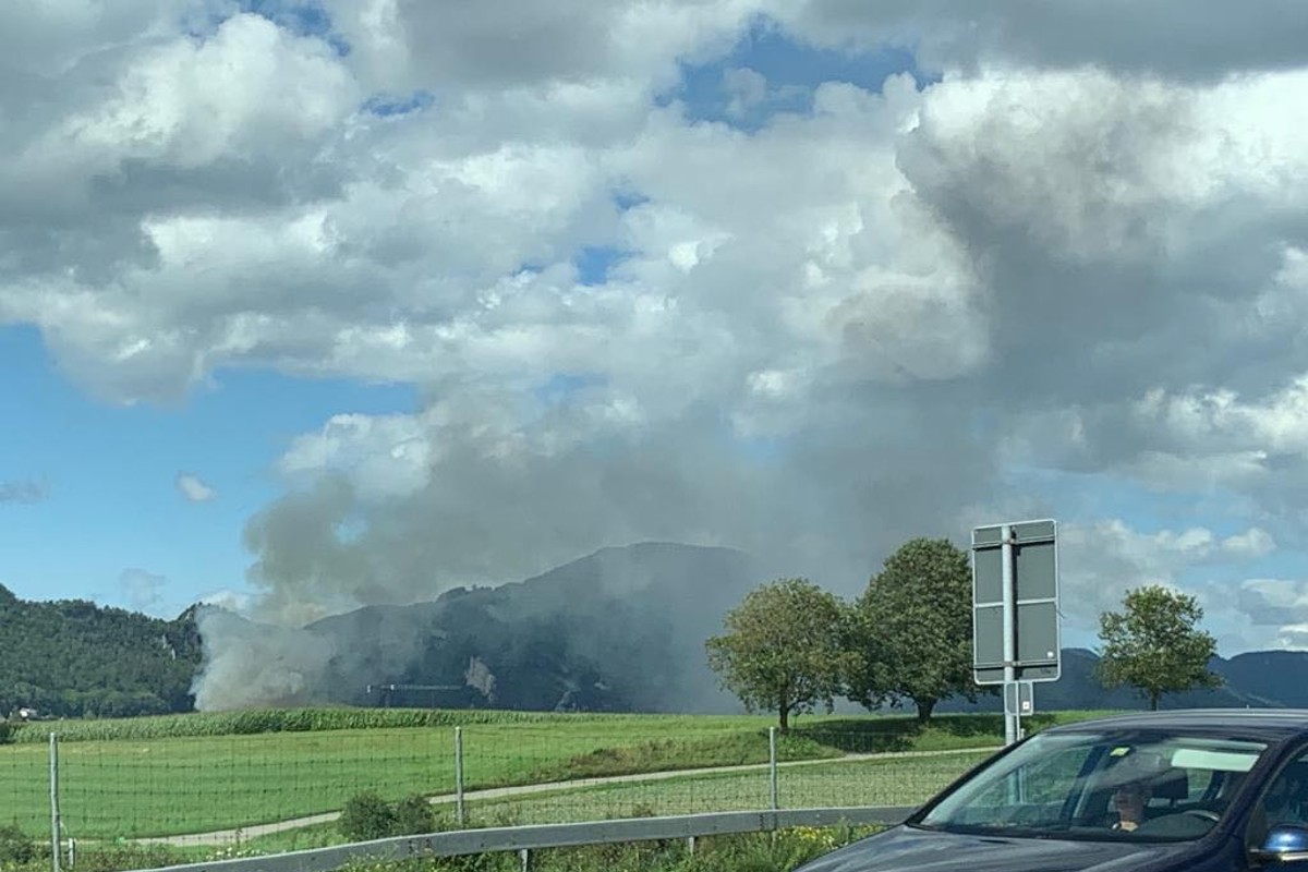 Niederbipp BE – Leerstehendes Haus in Brand