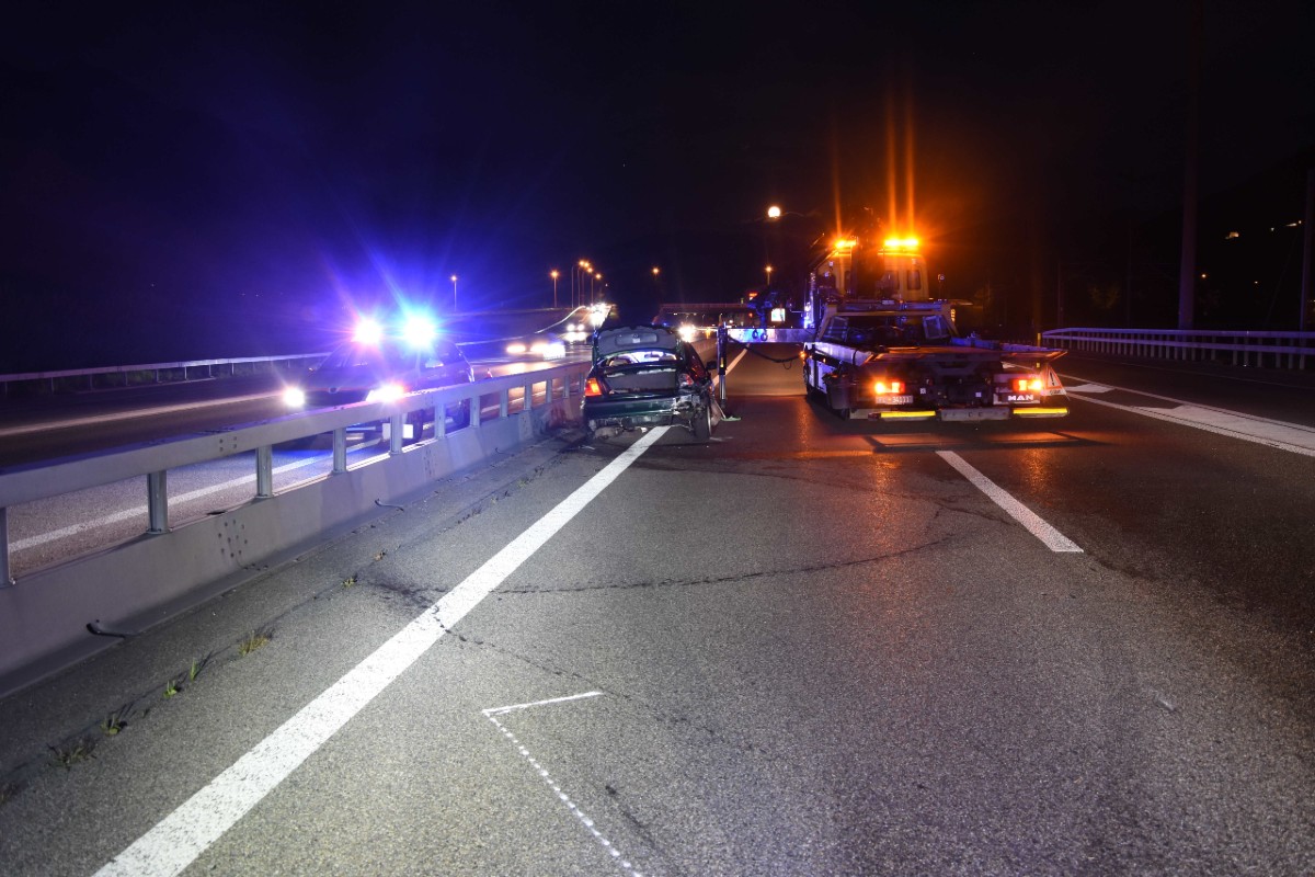 Bad Ragaz SG -34-Jähriger baut in fahrunfähigem Zustand Unfall