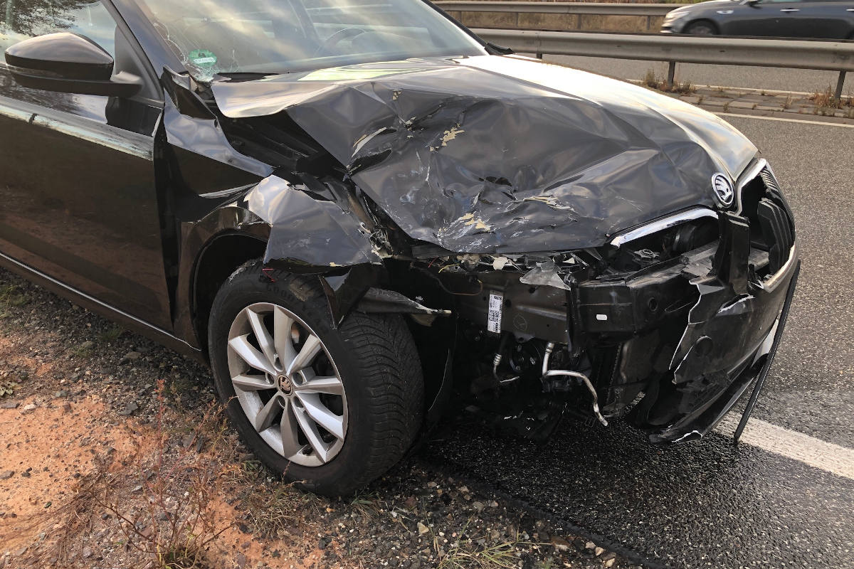 Verkehrsunfall mit überschlagenem PKW