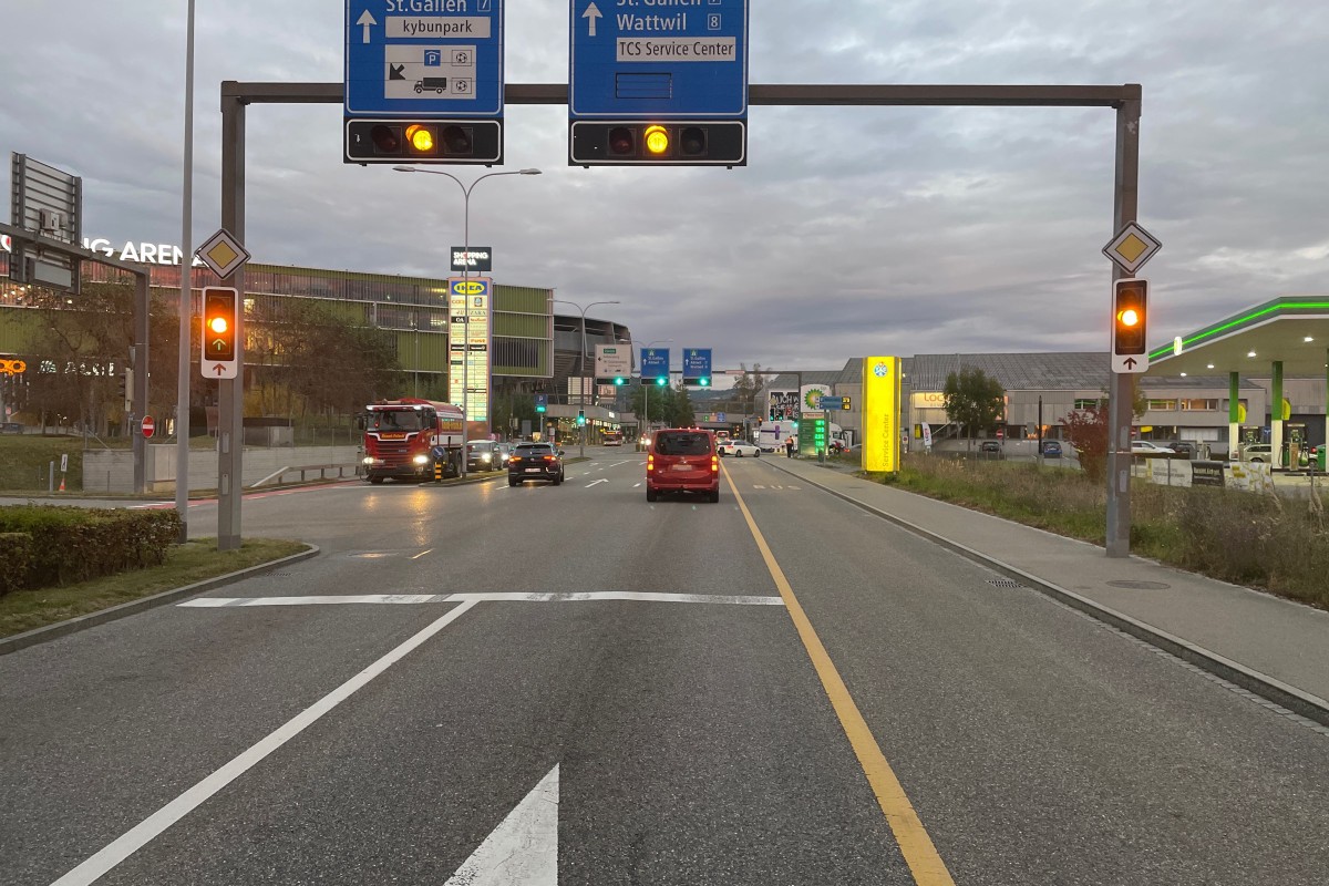 Stadt St. Gallen - Nach Kollision einfach weitergefahren