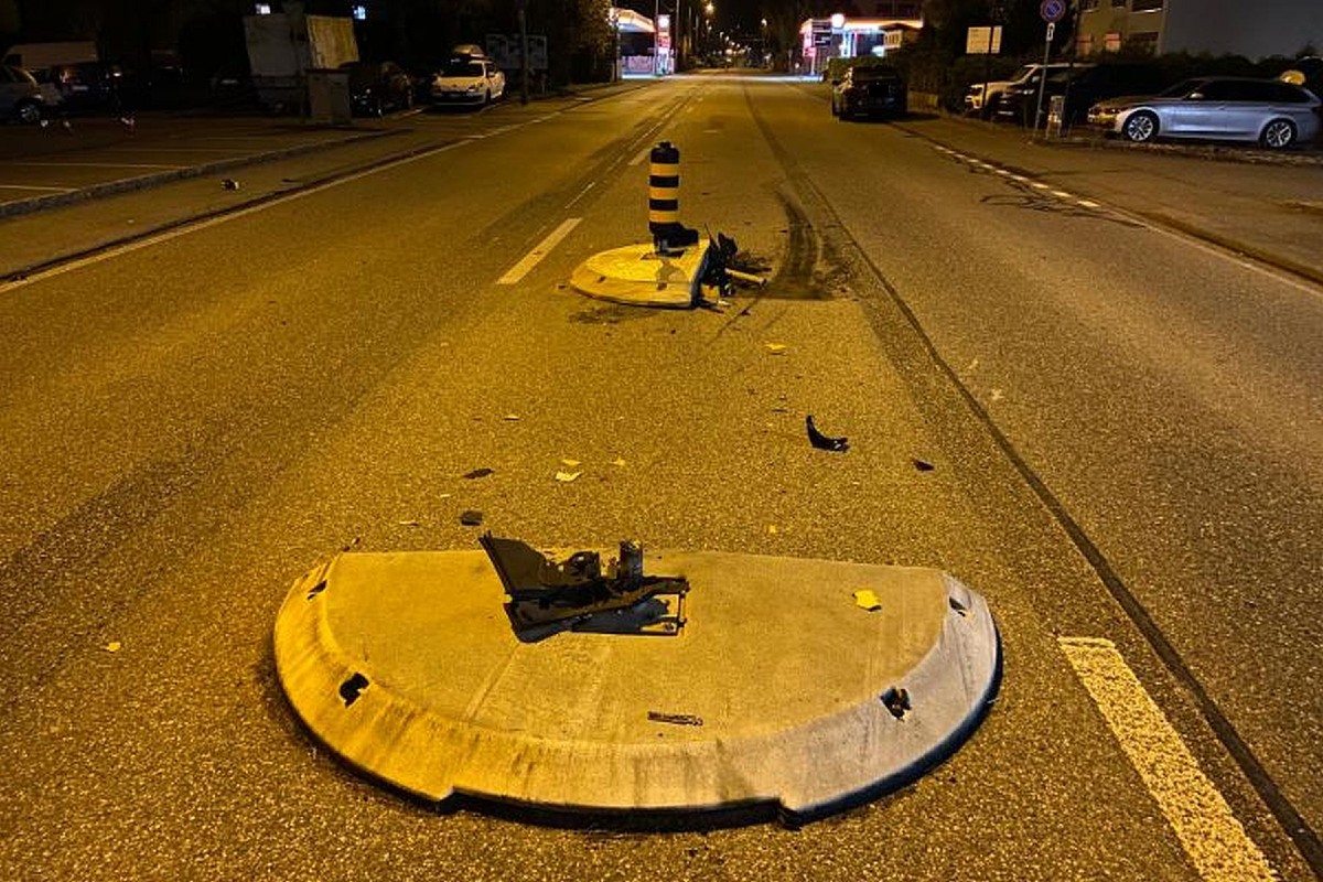 Füllinsdorf BL - Personenwagen kollidiert mit Biene Maya