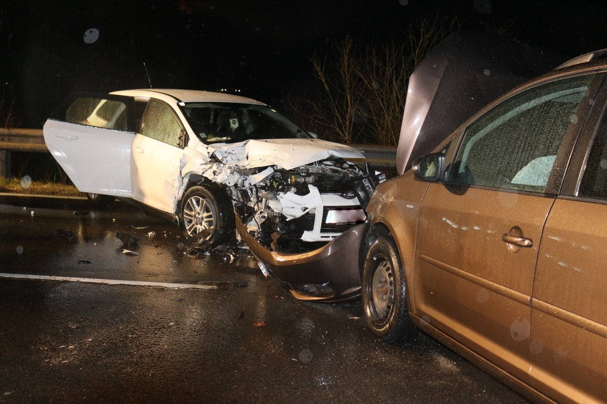 Betrunken schweren Unfall verursacht