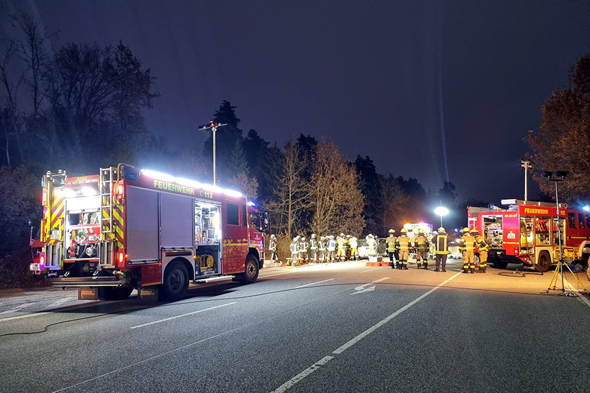 Schwerer Verkehrsunfall auf der B206