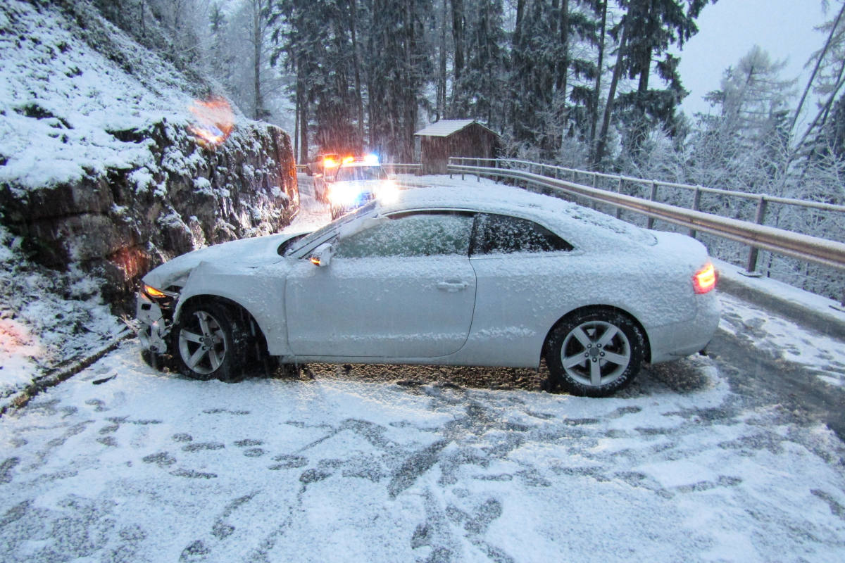 Kanton Glarus – Unfälle auf Glarnerstrassen am Wochenende