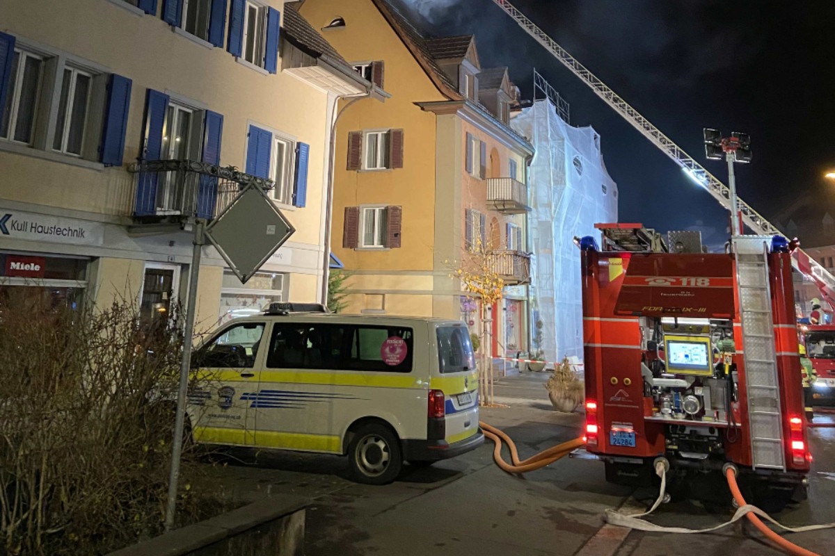 Grosser Sachschaden nach dem Dachstockbrand in Wildegg AG.