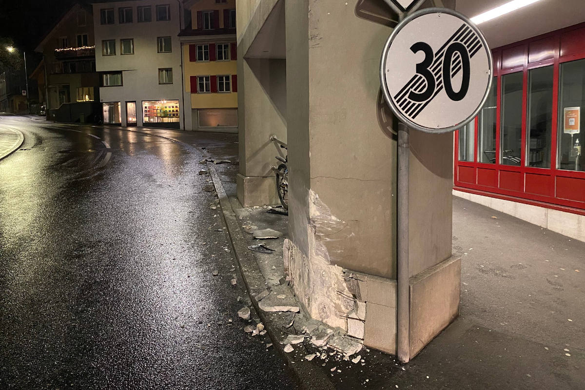 Stadt Zug – Auf drei Rädern und funkensprühend auf und davon