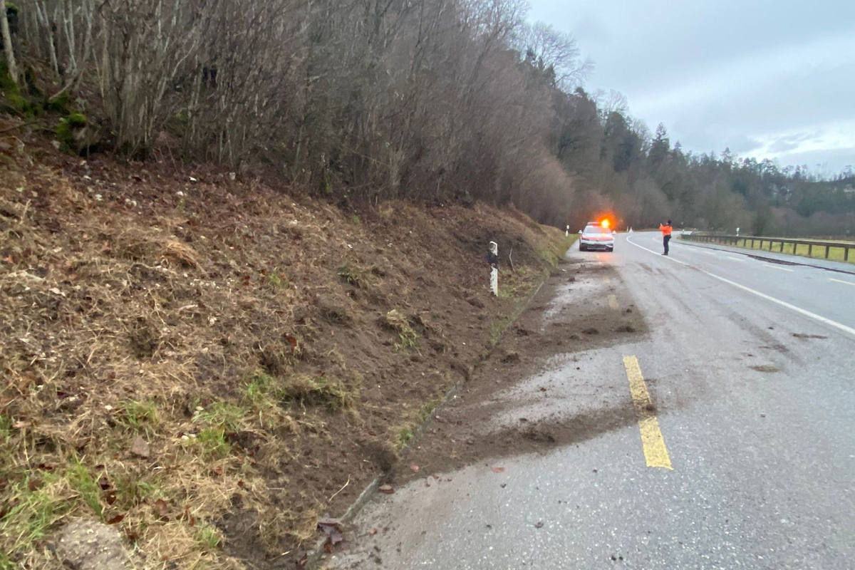 Laufen BL – Unfall gebaut und davongefahren