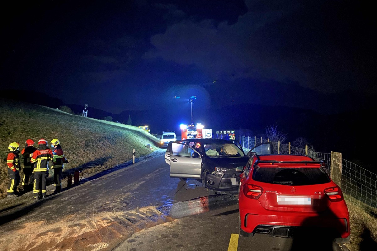 Heftiger Crash in Hottwil AG.