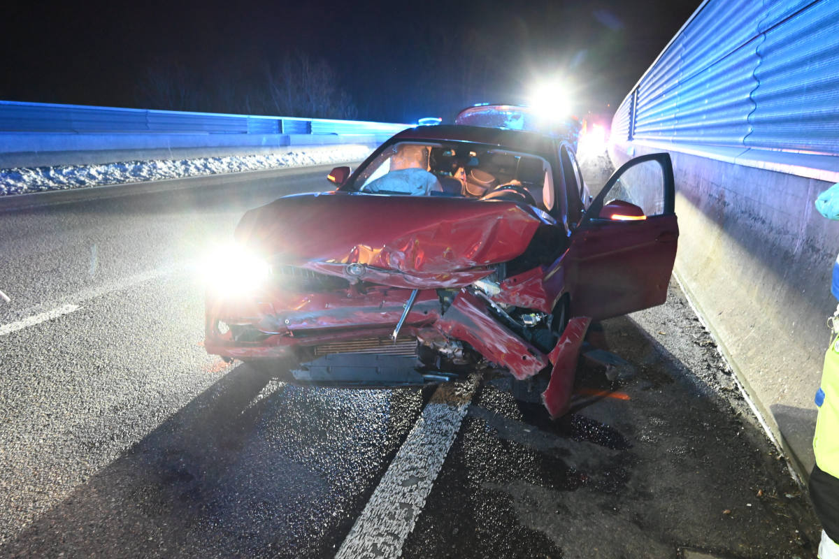 Unfall auf Autobahn A1