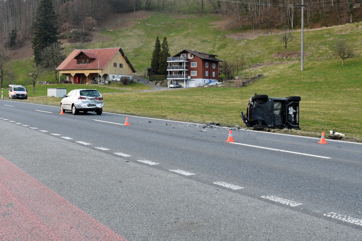 In Ruswil LU kam es zu einem Crash zwischen zwei Autos.
