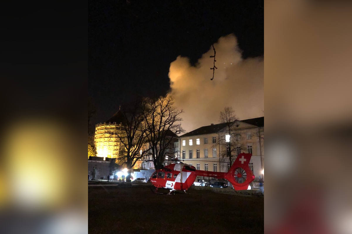 Solothurn – Kampf der Feuerwehr gegen wütenden Grossbrand