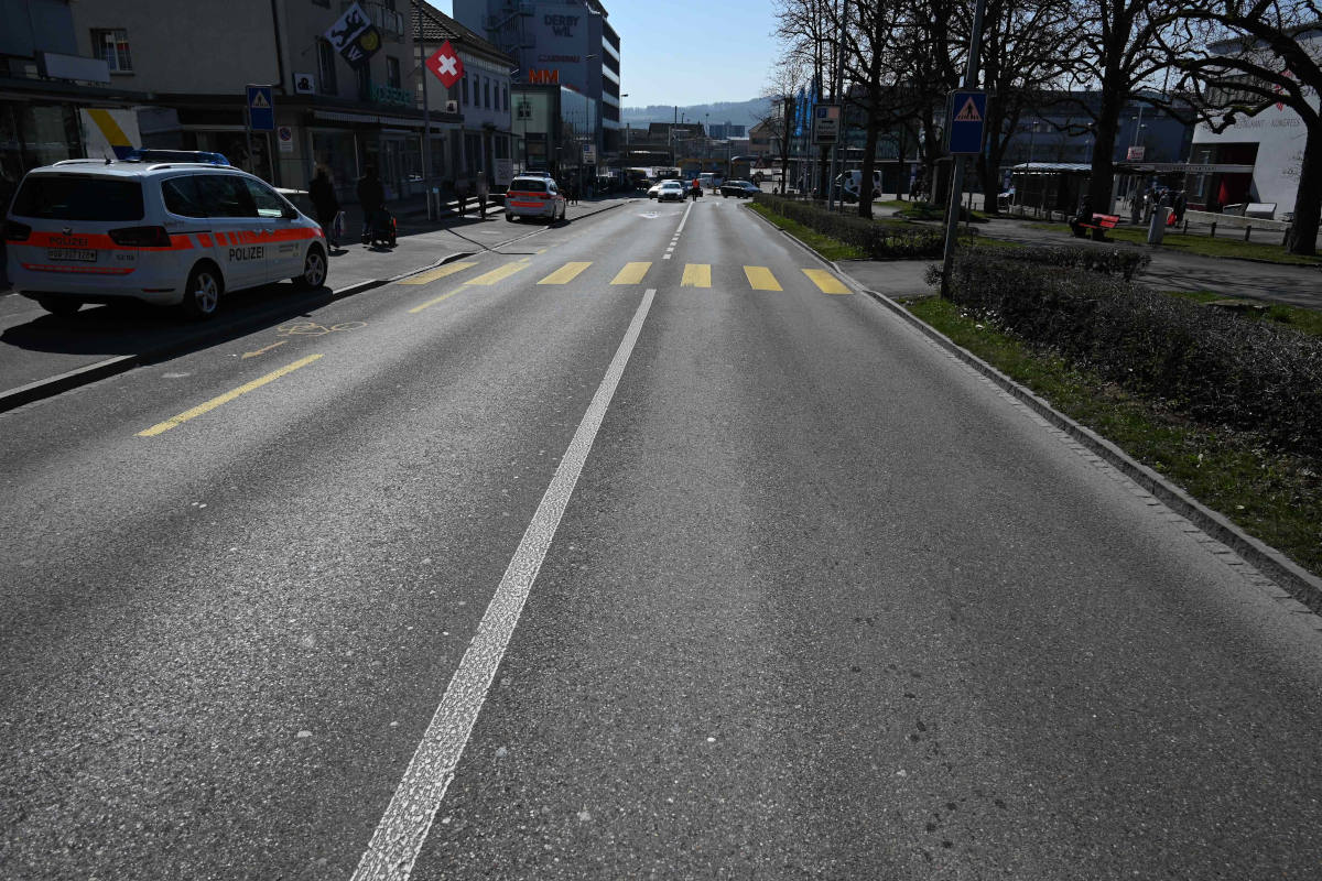 Wil SG – Fussgängerin von Lieferwagen angefahren