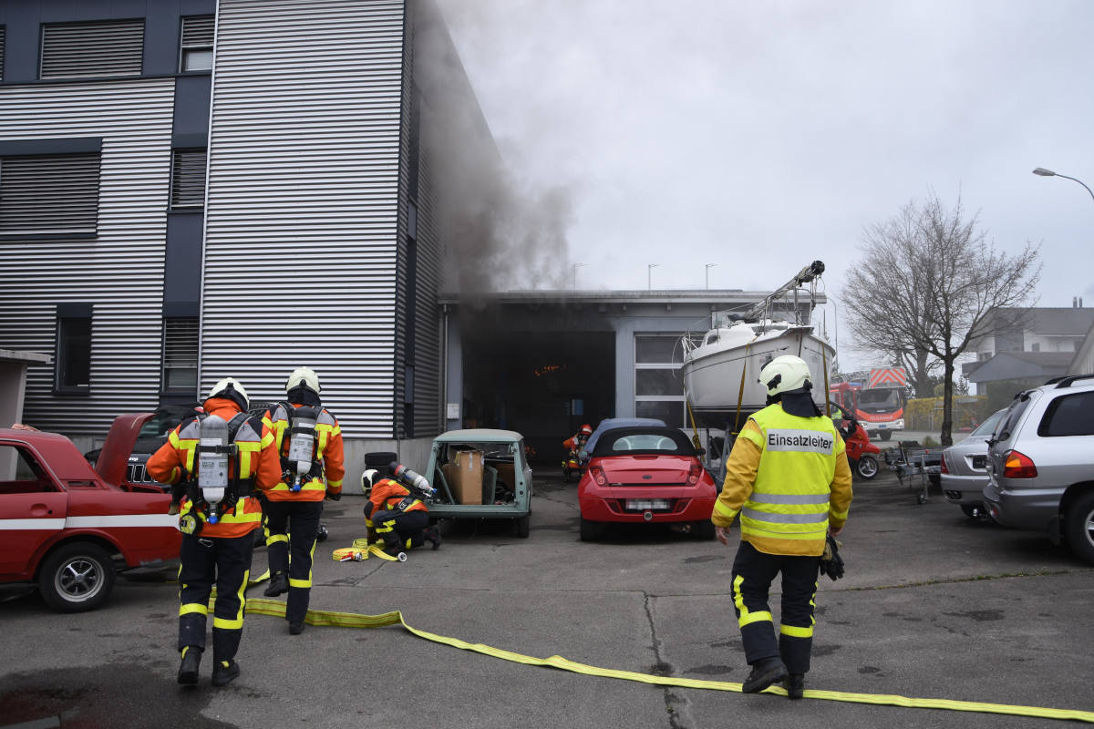 Brand in Carrosseriewerkstatt